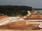 jalan-tol-pekanbaru-dumai-pekanbaru-dalam-tahap-pengerjaan_20180323_113926.jpg