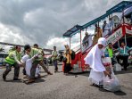 jamaah-haji-tiba-di-tanah-air_20160924_225802.jpg