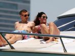 jamie-n-rebekah-vardy-vacation_20170619_105757.jpg