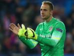 jan-oblak-pasangsarungtangan_20150415_150720.jpg