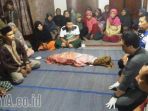 jasad-kakak-adik-tenggelam_20170605_110110.jpg
