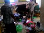 jasad-membusuk-di-kamar-ruko_20161004_121440.jpg