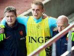 jasper-cillessen-patah-hidung_20160328_001747.jpg