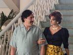 javier-bardem-dan-penlope-cruz-dalam-film-loving-pablo-2017.jpg