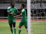 jean-paul-boumsong-akbar-rasyid-persebaya-du.jpg