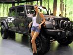 jeep-wrangler-brute-double-cabin-dengan-varian-mesin-lebih-efisien-dan-bertenag_20150121_172956.jpg
