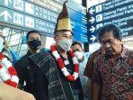 jeka-saragih-tiba-di-bandara-internasional-soekarno-hatta.jpg