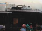 jelang-berbuka-puasa-rumah-abdul-hadi-nyaris-rata-dengan-tanah_20160606_232815.jpg