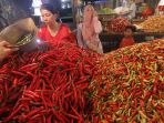 jelang-imlek-harga-cabe-melonjak-di-kaltim_20200122_143743.jpg
