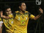 jelang-laga-persela-vs-barito-putera-liga-1-2019-samsul-arif-siap-jalani-laga-emosional.jpg