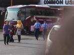 jemaah-calon-haji-korban-penipuan-tiba_20160905_074702.jpg
