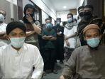 jemaah-di-new-delhi-dikasih-paracetamol-padahal-kagak-demam.jpg