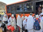 jemaah-haji-indonesia-mulai-bergeser-ke-arafah-43.jpg