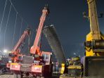 jembatan-gantung-di-india-roboh-tewaskan-132-orang_20221031_184112.jpg