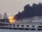 jembatan-yang-menghubungkan-rusia-dan-krimea-terba.jpg