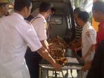 jenazah-agung-juniarta_20150216_022716.jpg