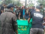 jenazah-agus-maulana-pengemudi-ojek-online_20171002_111124.jpg