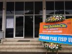 jenazah-hizkia-jorry-saroinsong-korban-pesawat-jatuh-sudah-tiba-di-rumah-duka-cikini_20181103_095043.jpg