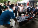 jenazah-korban-pesawat-lion-air-jt-610-tiba-di-rs-polri_20181030_183000.jpg