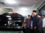 jenazah-sutopo-tiba-di-rumah-duka_20190707_234849.jpg