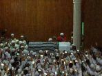 jenazah-ustaz-arifin-ilham.jpg