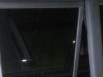 jendela-kamar-di-rsud-mis-krangkeng-yang-digunakan-odp.jpg