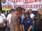 jeni-herilewie-39-saat-dihadirkan-d.jpg