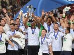 jerman-u-21-bawa-pulang-piala-eropa-usai-kalahkan-spanyol-1-0-di-final_20170701_041458.jpg