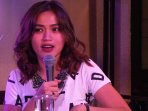 jessica-iskandar-luncurkan-pakaian-super-bintang_20151210_164111.jpg