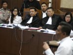 jessica-kumala-wongso-tampil-berkacamata_20160926_214945.jpg