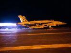 jet-tempur-as-lepas-landas-dari-kapal-induk-uss-dwight-d-eisenhower.jpg