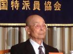 jiro-ono-chef-sushi-terbaik-jepang-dan-pemilik-restoran-sukiyabashi-jiro_20141105_170204.jpg