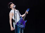 jj-lin-1-100724.jpg