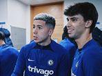 joao-felix-bersama-enzo-fernandez-dan-para-pemain-chelsea-lainnya.jpg