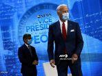 joe-biden-moderator-george-stephanopoulos.jpg