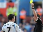joey-barton-yellow-card_20150212_124329.jpg