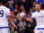 john-terry-dan-diego-costa_20150916_013922.jpg