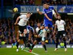 john-terry-lompat_20141107_070356.jpg