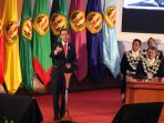 joko-widodo-hadiri-dies-natalis-ke-60-universitas-padjadjaran_20170911_222147.jpg