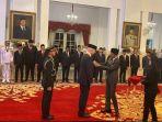 jokowi-anugerah-bintang-jasa-ke-presiden-fifa-gianni.jpg