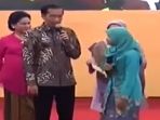 jokowi-berikan-kuis-berhadiah-sepeda_20170424_071811.jpg