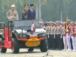 jokowi-dan-kapolri-jenderal-listyo-sigit-prabowo-naik-mobil-taktis-maung-hut-ke-78-bhayangkara.jpg