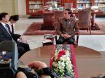 jokowi-dan-penasihat-tiongkok.jpg