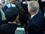 jokowi-dan-pm-australia-selfie_20151112_150201.jpg