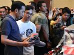 jokowi-di-jakarta-sneaker-day_20180303_210905.jpg