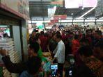 jokowi-di-pasar-bintaro.jpg