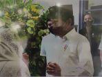 jokowi-di-rumah-duka-arifin-panigoro-cilandak.jpg