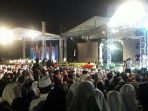 jokowi-hari-santri-nasional-di-bandung_20181022_081058.jpg
