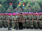 jokowi-inspeksi-marinir_20161111_170141.jpg