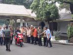 jokowi-jajal-motor-listrik_20181107_123936.jpg